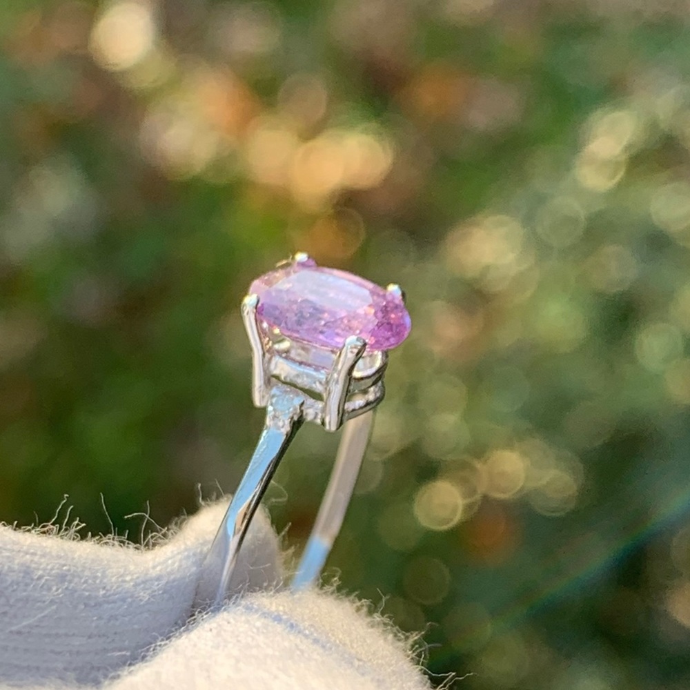10k Purplish Pink Sapphire & Diamond Ring - Picture 5 of 11